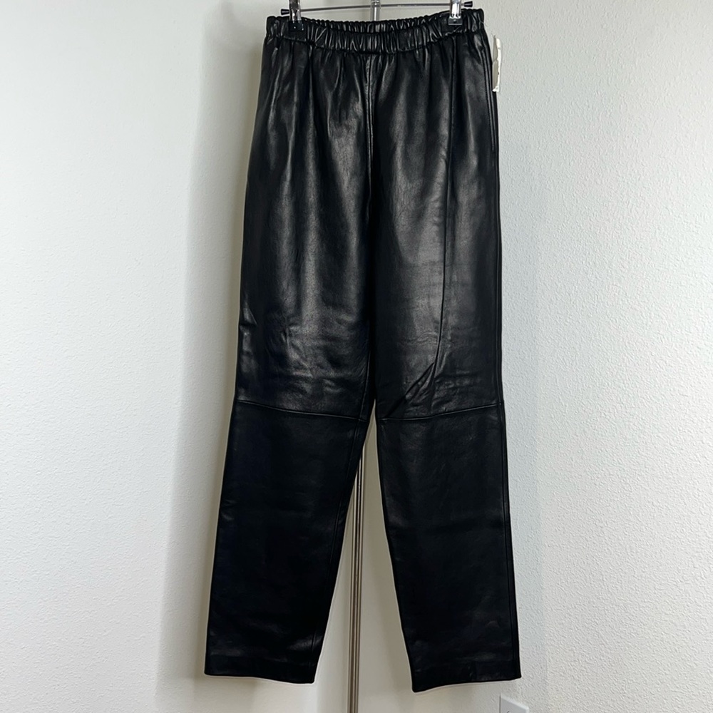 🔹 Nordstrom Lambskin Leather Pants